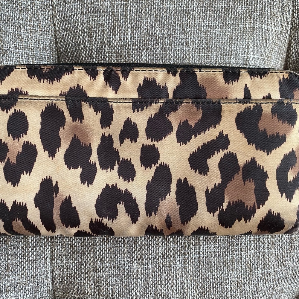 Kate Spade Zip Around Wallet with Leopard Print - Picture 2 of 4